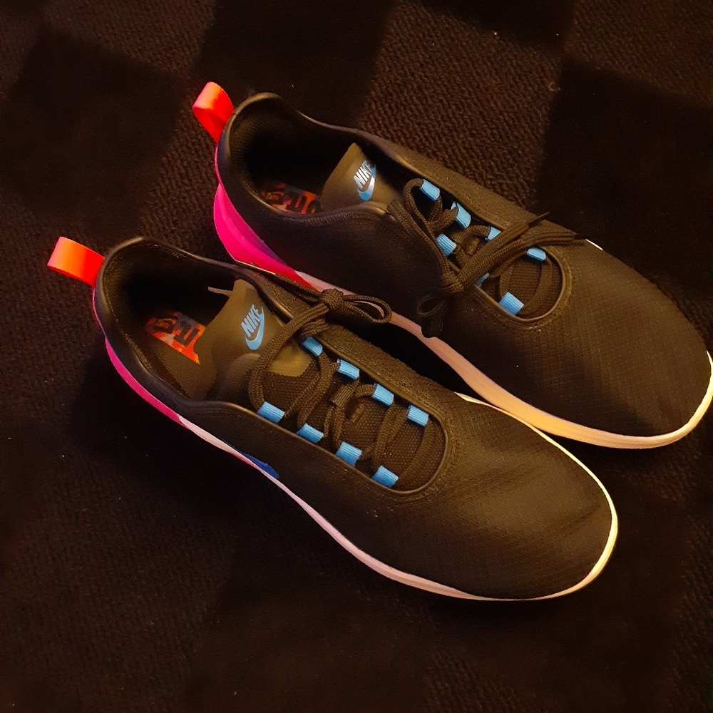 Womens nike air max